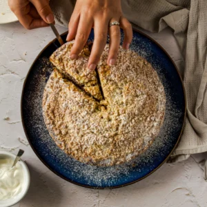 Apple Crumble Cake